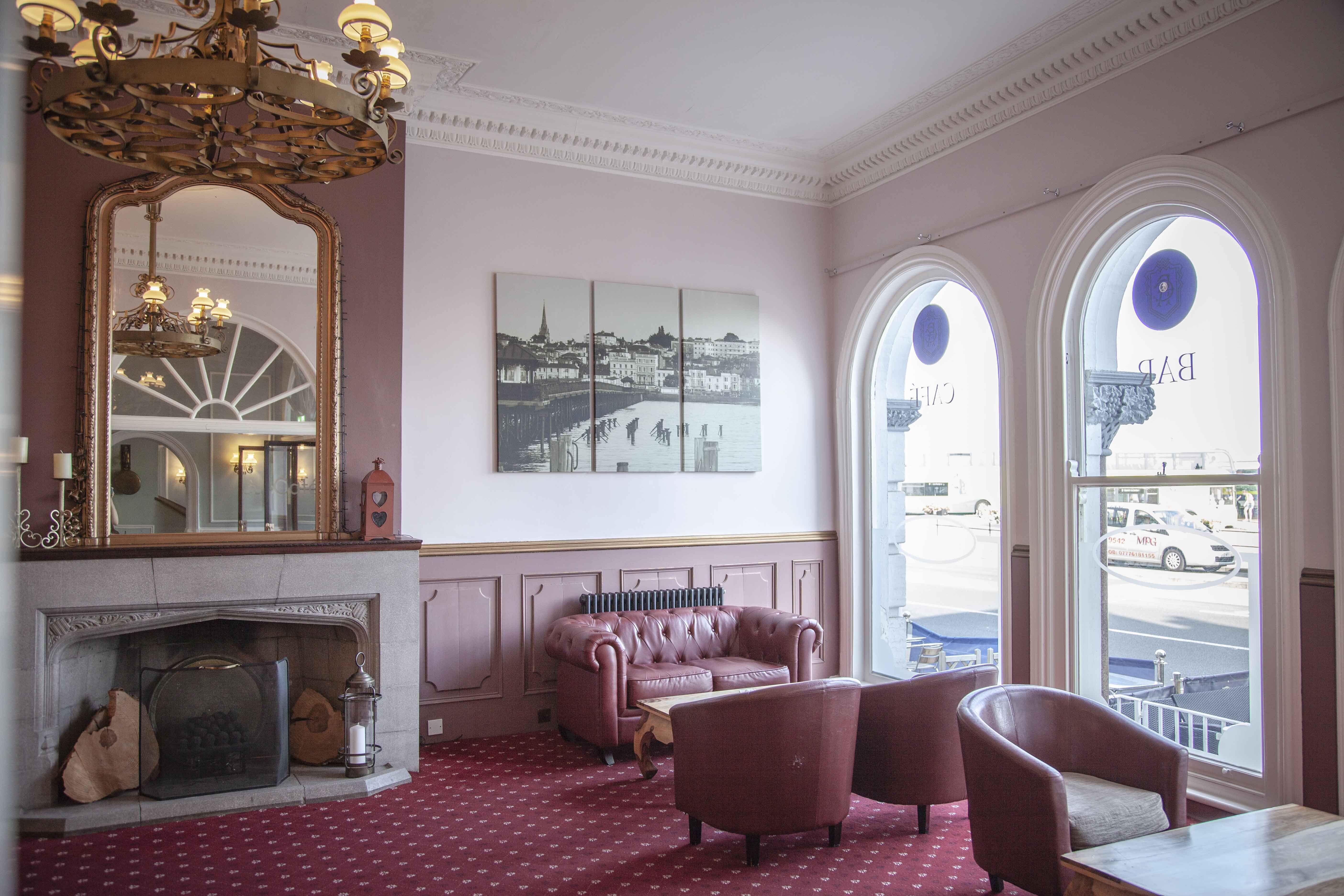 Coffee Lounge &amp; Afternoon Tea | The Royal Esplanade Hotel
